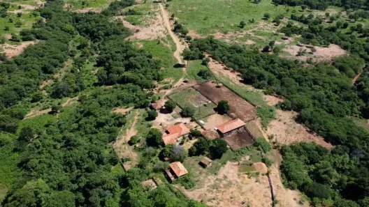 Fazenda/Sítio com 3 Quartos à venda, 120m² no Todos os Santos, Montes Claros