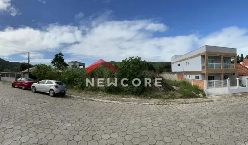 Lote/Terreno à venda, 728m² no Zimbros, Bombinhas