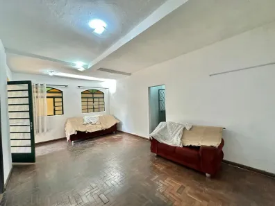 Casa com 2 Quartos para alugar, 89m² no Serrano, Belo Horizonte