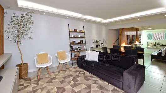 Casa com 3 Quartos à venda, 260m² no Cidade São Francisco, São Paulo