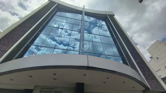Sala Comercial à venda, 27m² no Menino Deus, Porto Alegre