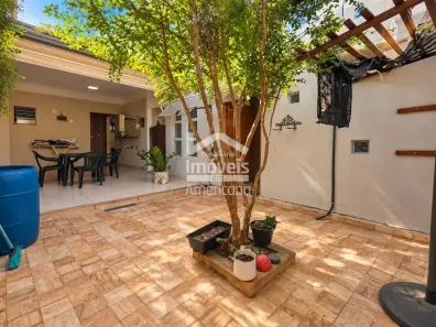 Casa com 3 Quartos à venda, 180m² no Antônio Zanaga I, Americana