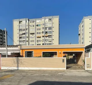 Ponto Comercial com 4 Quartos para alugar, 400m² no Campo Grande, Rio de Janeiro