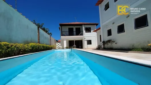 Sobrado com 5 Quartos à venda, 300m² no Centro, Peruíbe