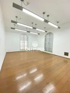 Casa com 4 Quartos à venda, 500m² no Osvaldo Rezende, Uberlândia