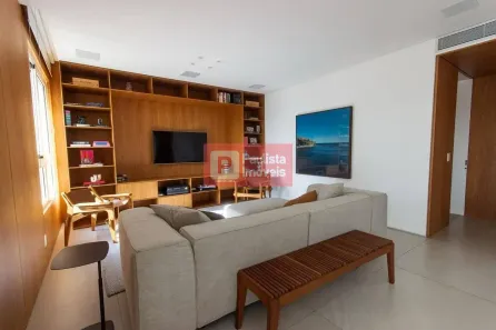 Apartamento com 3 Quartos à venda, 211m² no Vila Olímpia, São Paulo