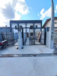 Sobrado com 2 Quartos à venda, 65m² no Jardim Iririú, Joinville