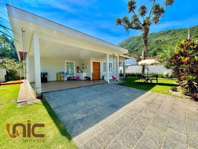 Casa com 3 Quartos à venda, 170m² no Carlos Guinle, Teresópolis