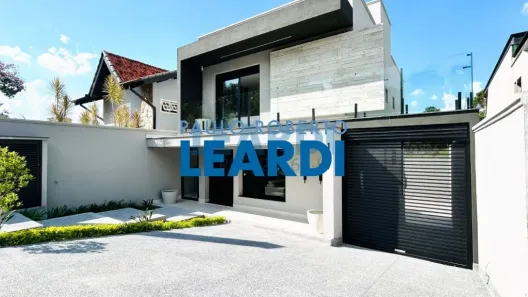 Casa de Condomínio com 3 Quartos à venda, 253m² no Arujázinho IV, Arujá