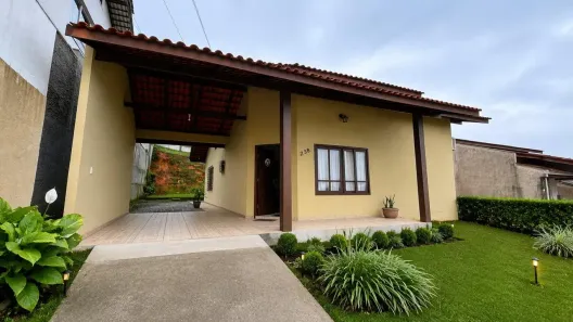 Casa com 2 Quartos à venda, 153m² no Boa Vista, Joinville