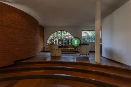 Casa com 5 Quartos para alugar, 900m² no Vila Inah, São Paulo