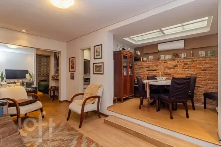 Apartamento com 2 Quartos à venda, 79m² no Moinhos de Vento, Porto Alegre