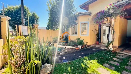 Casa com 3 Quartos à venda, 332m² no Vila Petrópolis, Atibaia