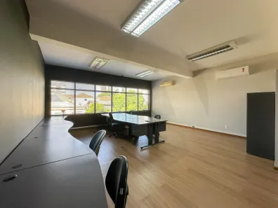 Sala Comercial para alugar, 115m² no Cristo Redentor, Porto Alegre
