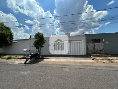 Apartamento com 2 Quartos para alugar, 60m² no Jardim das Palmeiras, Uberlândia
