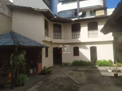 Casa com 3 Quartos à venda, 600m² no Praia da Costa, Vila Velha