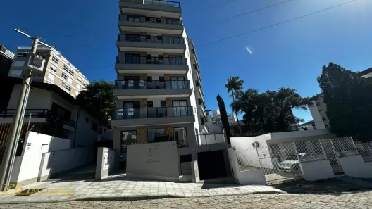 Kitnet com 1 Quarto para alugar, 29m² no Carvoeira, Florianópolis