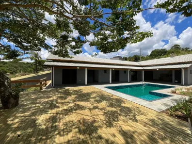 Fazenda/Sítio com 3 Quartos à venda, 250m² no Dona Catarina, Mairinque