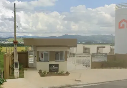 Casa de Condomínio com 2 Quartos à venda, 48m² no Barranco Alto, Guaratinguetá