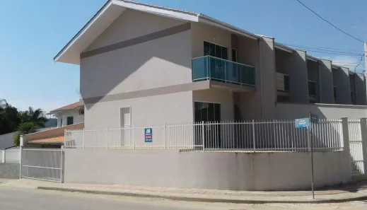 Casa com 2 Quartos para alugar, 75m² no Paquetá, Brusque