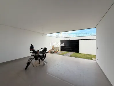 Casa com 3 Quartos à venda, 150m² no Novo Mundo, Uberlândia