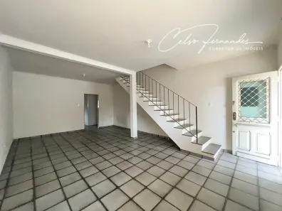 Sobrado com 3 Quartos à venda, 152m² no Marapé, Santos