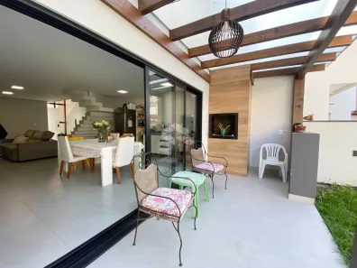 Casa de Condomínio com 3 Quartos à venda, 184m² no Beira Rio, Biguaçu