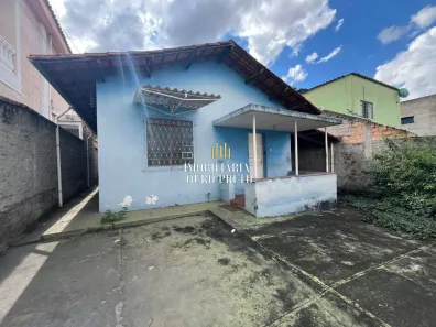 Casa com 2 Quartos à venda, 125m² no Letícia, Belo Horizonte