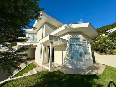 Casa com 3 Quartos à venda, 249m² no Vila Nova, Jaraguá do Sul