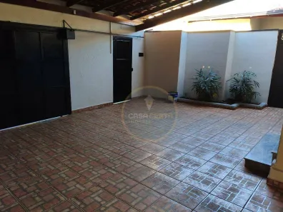 Casa com 3 Quartos à venda, 200m² no Grande Horizonte, Uberaba