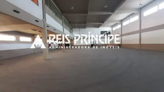 Galpão/Depósito/Armazém para alugar, 870m² no Ramos, Rio de Janeiro