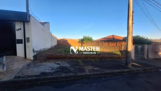 Lote/Terreno à venda, 131m² no Jardim Bandeirantes, Marília