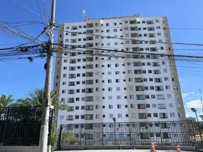 Apartamento com 2 Quartos à venda, 50m² no Vila Mercês, Carapicuíba