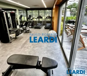 Apartamento com 3 Quartos à venda, 167m² no Vila Nova Conceição, São Paulo