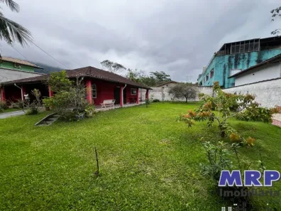 Imóvel Comercial com 9 Quartos à venda, 323m² no Lagoinha, Ubatuba