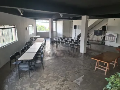Prédio Comercial para alugar, 930m² no Canhema, Diadema