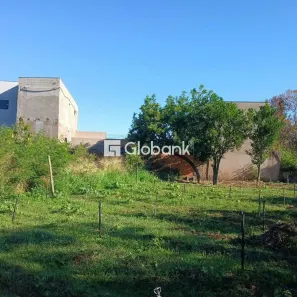 Lote/Terreno à venda, 350m² no Santos Reis, Montes Claros