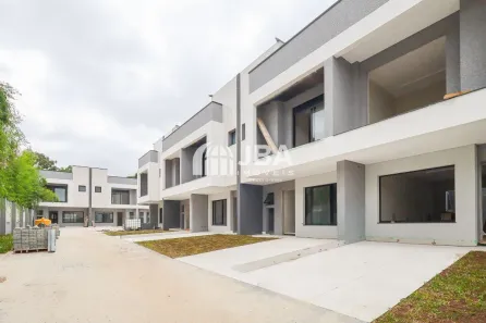 Casa de Condomínio com 3 Quartos à venda, 106m² no Uberaba, Curitiba
