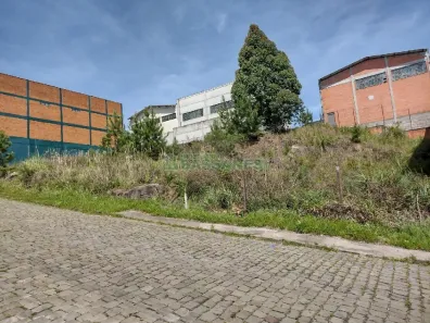 Lote/Terreno à venda, 360m² no Cidade Nova, Caxias do Sul