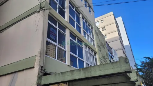 Sala Comercial para alugar, 112m² no Centro, Caxias do Sul