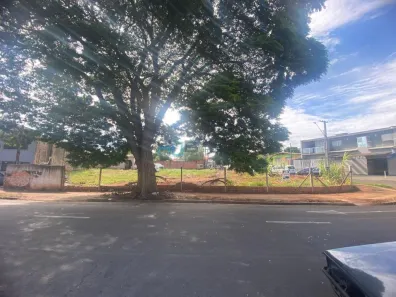 Lote/Terreno à venda, 871m² no Recreio, Londrina