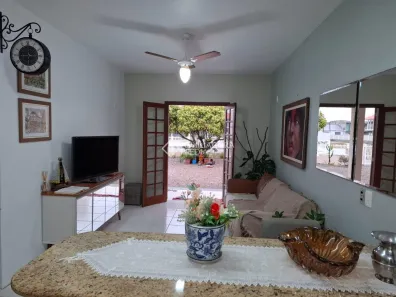 Casa com 4 Quartos à venda, 185m² no Praia do Sonho, Palhoça