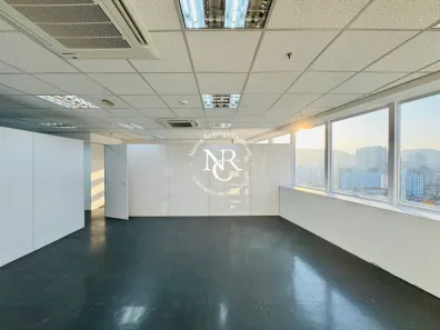 Sala Comercial à venda, 160m² no Gonzaga, Santos