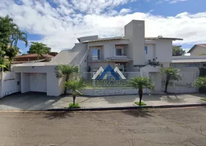 Sobrado com 3 Quartos à venda, 400m² no Itamarati, Londrina