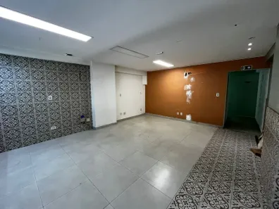 Ponto Comercial para alugar, 100m² no São Mateus, Juiz de Fora
