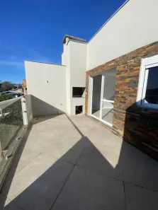 Sobrado com 3 Quartos para alugar, 134m² no Salgado Filho, Caxias do Sul