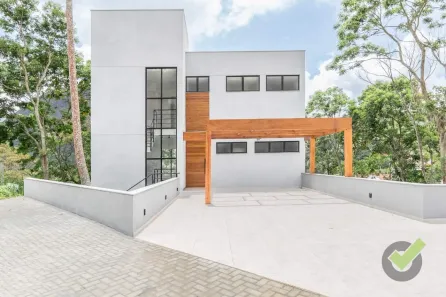 Casa com 3 Quartos à venda, 267m² no Cônego, Nova Friburgo