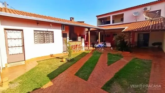 Sobrado com 3 Quartos à venda, 178m² no Parque Residencial União, Campo Grande