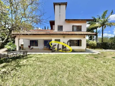 Casa de Condomínio com 6 Quartos à venda, 255m² no Jardim Ana Estela, Carapicuíba