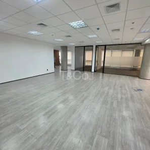Sala Comercial para alugar, 212m² no Cambuí, Campinas